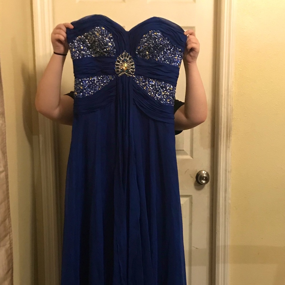 Tony Bowls’ royal blue Le Gala Dress